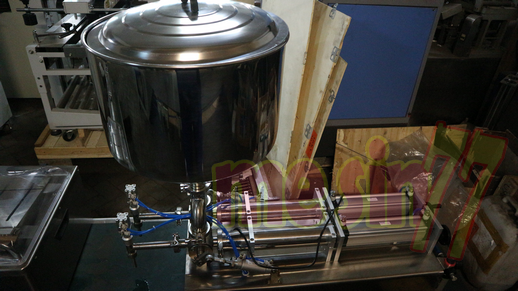 piston filling machine